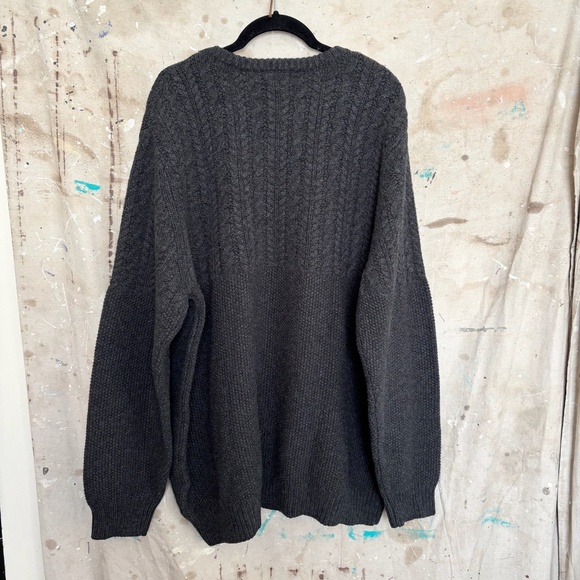 LL Bean Classic Lambswool Pullover Sweater - Picture 3 of 3